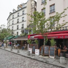 Апартаменты Studio Apartments Rue De La Harpe Париж гостиничный бар
