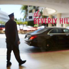 Отель The Beverly Hilton парковка