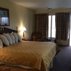 Отель Budget Inn East Columbus Колумбус комната для гостей фото 5