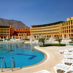 Отель Strand Beach and Golf Resort Taba Heights бассейн