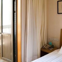 Отель Traveler Inn Huaqiao Beijing Hotel Китай, Пекин - 8 отзывов об отеле, цены и фото номеров - забронировать отель Traveler Inn Huaqiao Beijing Hotel онлайн комната для гостей фото 3