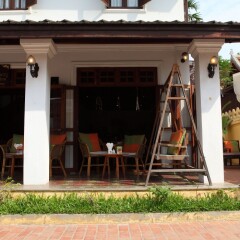 Отель Cafe de Laos Inn фото 2