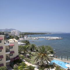 Отель Ramada Attica Riviera пляж фото 2