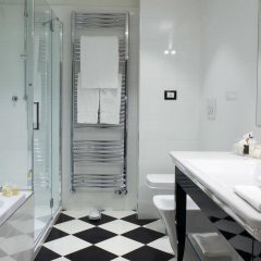 Hotel Turin Palace in Turin, Italy from 205$, photos, reviews - zenhotels.com bathroom