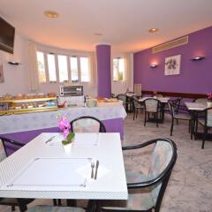 Отель Hostal Residencia Molins Park питание