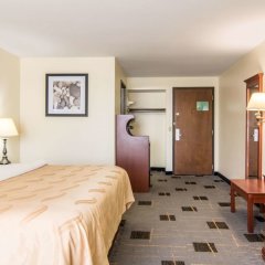 Quality Inn in Foristell, United States of America from 112$, photos, reviews - zenhotels.com guestroom photo 5