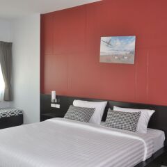 Отель Phuket Airport Place комната для гостей фото 4