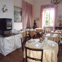 Hotel La Vela-Castello Il Rifugio Церковь Св. Маргариты Лигурийской питание
