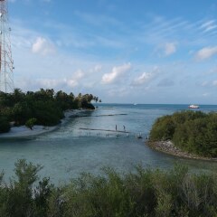 Отель Canopus Retreat Thulusdhoo Остров Гасфинолу пляж