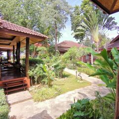 Отель Lanta Whiterock Resort Старая часть Ланты