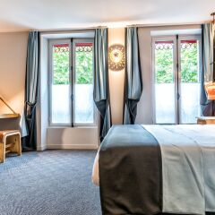 Отель Hôtel Restaurant Au Bœuf Couronné Париж развлечения
