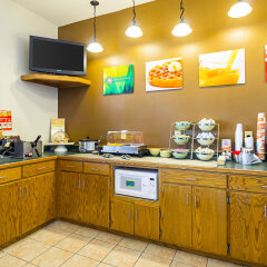 Quality Inn Saint Cloud in St. Cloud, United States of America from 167$, photos, reviews - zenhotels.com meals