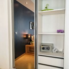 Отель Centara Avenue Residence by Towers Паттайя сейф в номере