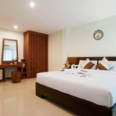 Отель Deva Suites Patong комната для гостей фото 5