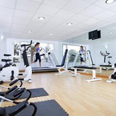 Hotel Albahia фитнесс-зал