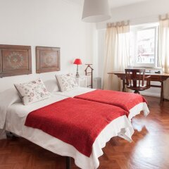 Отель Flower Court Guest House - Adults Only Лиссабон комната для гостей фото 4