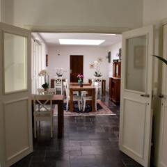 Отель The Townhouse Bed & Breakfast интерьер отеля фото 3