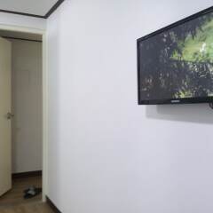 Отель Shinchon Hongdae Guesthouse удобства в номере