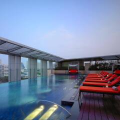 Отель Marriott Executive Apartments Bangkok, Sukhumvit Thonglor Таиланд, Бангкок - отзывы, цены и фото номеров - забронировать отель Marriott Executive Apartments Bangkok, Sukhumvit Thonglor онлайн бассейн