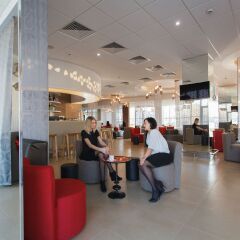 Гостиница Mercure Lipetsk Center в Липецке 9 отзывов об отеле, цены и фото номеров - забронировать гостиницу Mercure Lipetsk Center онлайн Липецк интерьер отеля фото 3