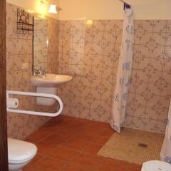 Отель Apartamentos Rurales Molino Almona ванная