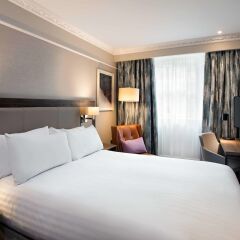 Отель Hilton Edinburgh Carlton комната для гостей фото 8