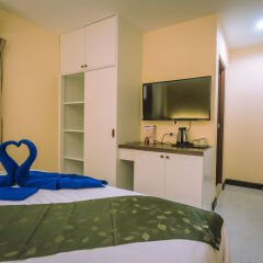 Отель The Shades Boutique Hotel Patong Phuket Таиланд, Патонг - отзывы, цены и фото номеров - забронировать отель The Shades Boutique Hotel Patong Phuket онлайн комната для гостей фото 5