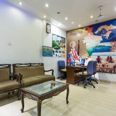 Отель Amax Inn развлечения