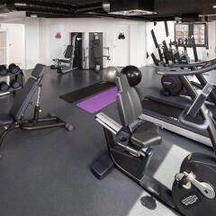Отель INNSIDE by Meliá Hamburg Hafen фитнесс-зал