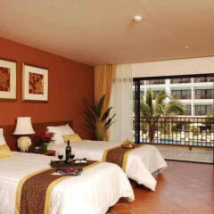 Отель Naithonburi Beach Resort Phuket комната для гостей