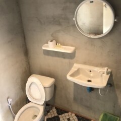 Отель Cat Bungalow Ланта ванная