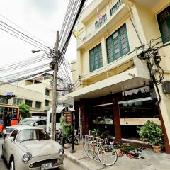 Отель Bangkok Bed And Bike Бангкок фото 3