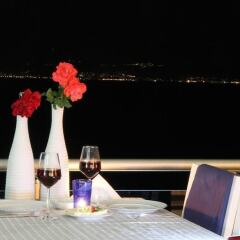 Fener Hotel Cafe & Kahvalti Чешме гостиничный бар