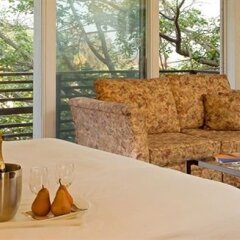 Hollywood Hills Hotel And Apartments Лос-Анджелес в номере фото 2