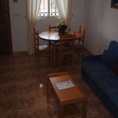 Отель La Cinuelica R15 Townhouse With 2 Comm Pools L143 Испания, Ориуэла - отзывы, цены и фото номеров - забронировать отель La Cinuelica R15 Townhouse With 2 Comm Pools L143 онлайн комната для гостей фото 3