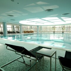 Отель Grand Millennium HongQiao Shanghai Китай, Шанхай - отзывы, цены и фото номеров - забронировать отель Grand Millennium HongQiao Shanghai онлайн бассейн фото 3