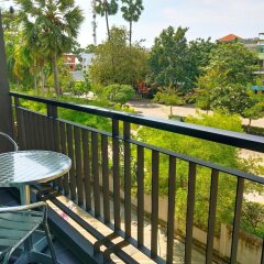 Отель Inn Place Serviced Residence Паттайя балкон