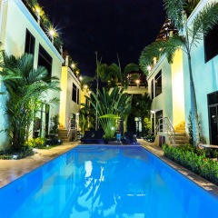 Palm Oasis Boutique Hotel бассейн