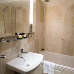 Отель Cheshire Hotel Великобритания, Лондон - отзывы, цены и фото номеров - забронировать отель Cheshire Hotel онлайн ванная фото 3