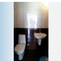 Гостиница Granat Guest House ванная фото 2