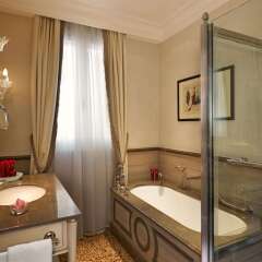 Отель Danieli, a Luxury Collection Hotel, Venice Италия, Венеция - 4 отзыва об отеле, цены и фото номеров - забронировать отель Danieli, a Luxury Collection Hotel, Venice онлайн ванная фото 3