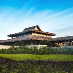 Отель Indura Beach & Golf Resort, Curio Collection by Hilton фото 3
