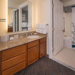 Отель Residence Inn Arlington Rosslyn ванная