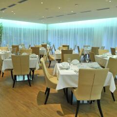 Гостиница Worldhotel Saltanat Almaty питание