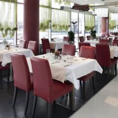 Отель Holiday Inn Belgrade питание фото 2