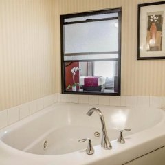 Comfort Suites Barstow near I-15 in Barstow, United States of America from 184$, photos, reviews - zenhotels.com bathroom