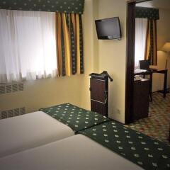 Hotel Jorge V удобства в номере фото 2