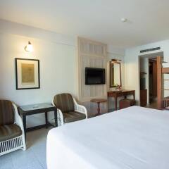 Отель Phuket Orchid Resort and Spa комната для гостей фото 5