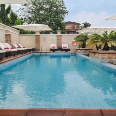 BON Hotel Abuja бассейн