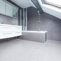 Отель Madou City Center Apartment Бельгия, Брюссель - отзывы, цены и фото номеров - забронировать отель Madou City Center Apartment онлайн ванная фото 2